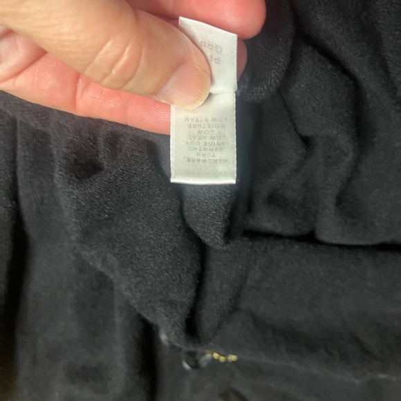 St. John- 100% Cashmere Embellished Tank Top. Size M - Picture 4 of 7